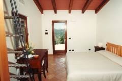 1926719_730587950327060_244949488_n